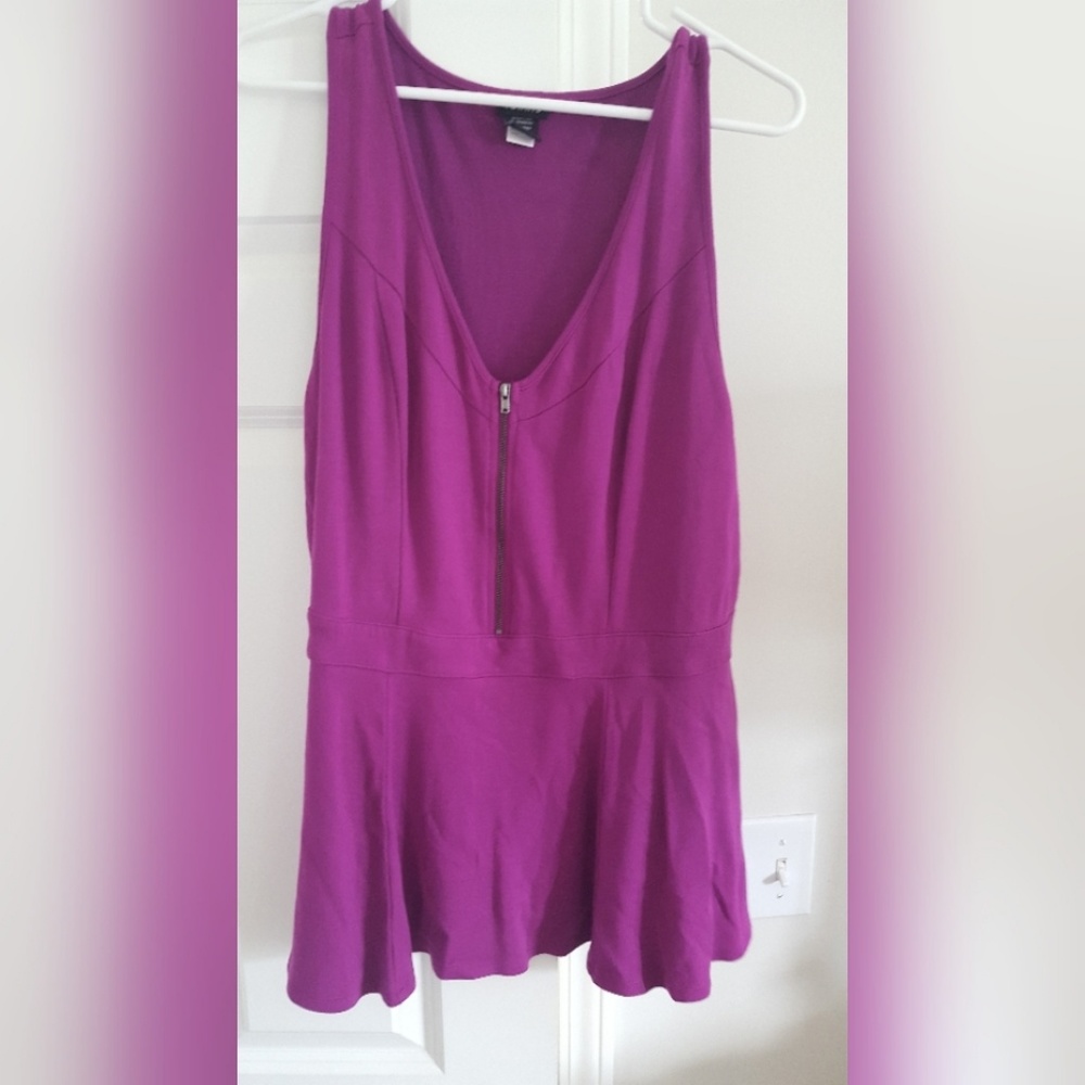 Women's tank